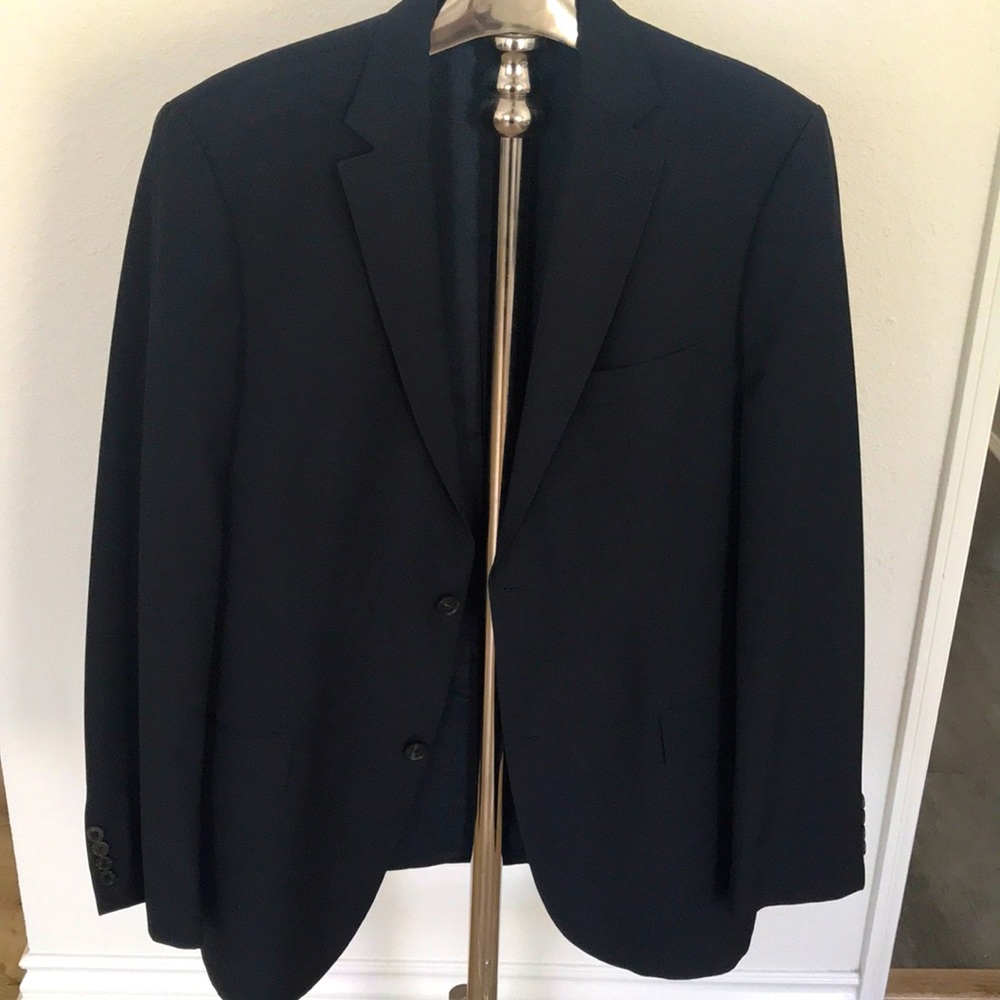 Hugo Boss suit size 44L dark blue